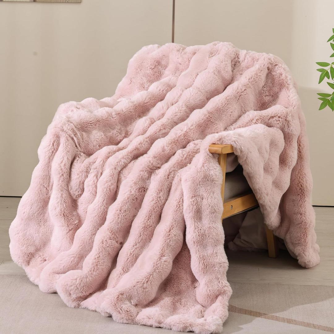Faux Fur Throw Blanket,60x80 Inch Pink Soft Fluffy Plush Blanket for Bed, Sofa & Bedroom Décor Washable Gifts for Women, Twin