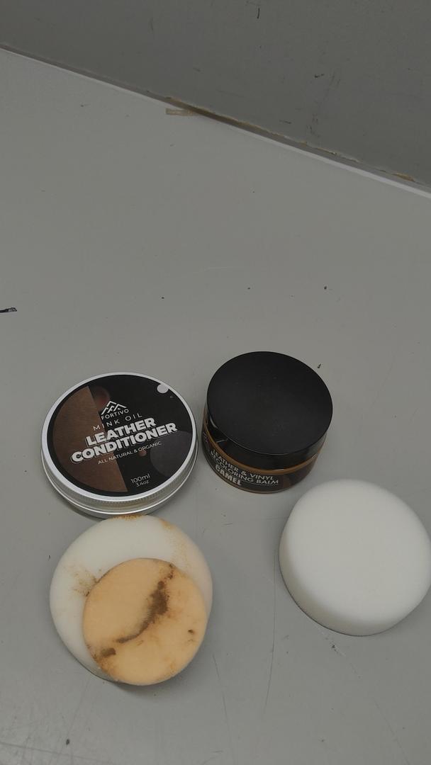 FORTIVO Leather Recoloring Balm with Mink Oil, Couch Repair Kit, Leather Dye and Restorer for Furniture  Light Tan