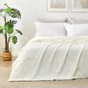 Cozy Bliss Seersucker Cooling Comforter Full Size, Q-Max 0.45 Reversible Lightweight Cooling Blanket, Breathable Silk Smooth Summer Bedding Quilt for Hot Sleepers Night Sweats Cream White