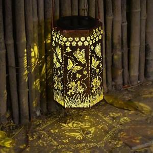 Styleonme Butterfly Lover Solar Light, Mother's Day Lantern Gift for Mom Grandma Women Sister, Hanging Image Butterflys Lanterns, Yard Corridor Garden Decor, Thanksgiving Day, Birthday Gifts, 6.3", Butterfly