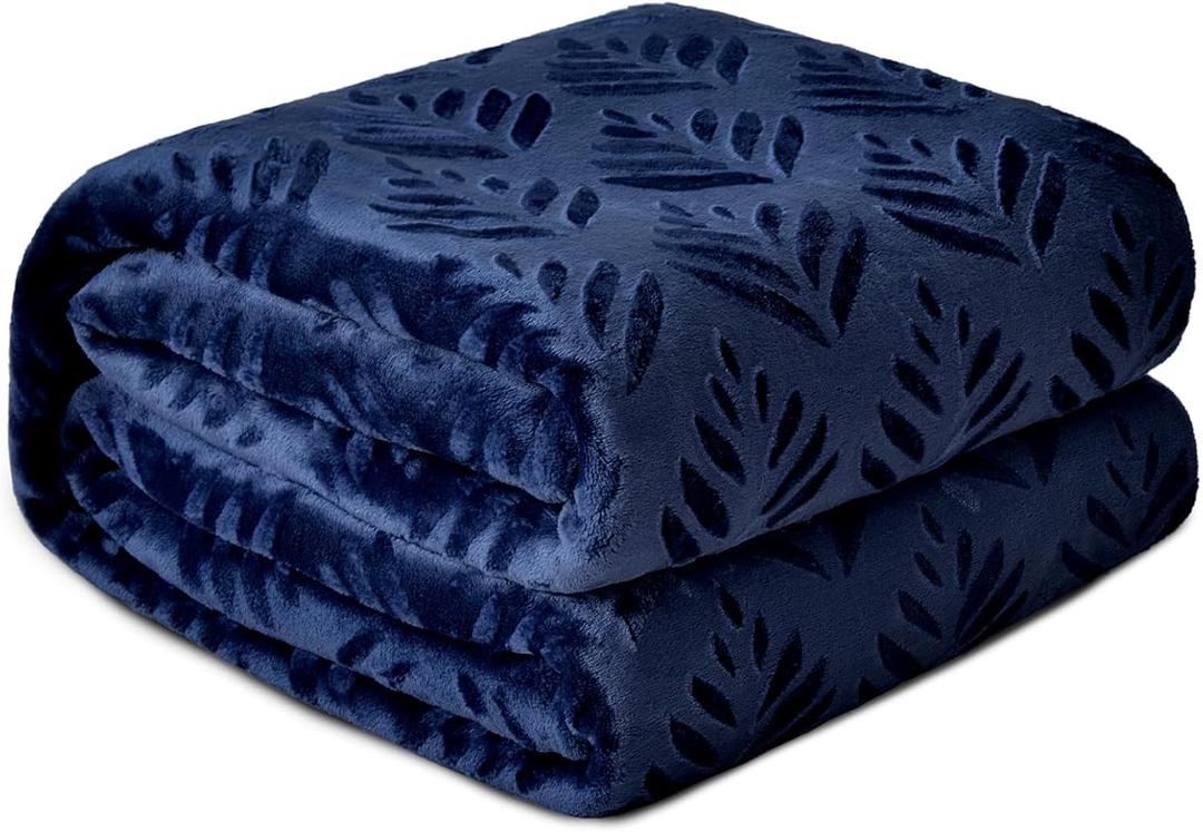 Exclusivo Mezcla Fleece Throw Blanket for Couch, Super Soft and Cozy Blankets All Season Use, Leaves Pattern, Plush Fuzzy Lightweight, Navy Blue, 50x60 Inch