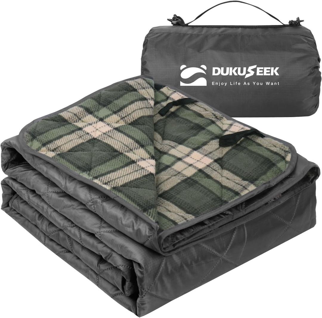 DUKUSEEK Waterproof Stadium Blanket, Hooded Outdoor Blankets Waterproof Windproof for Cold Weather, Emergency Warm Blanket with Quilted Cotton and Thick Fleece for Picnic, Camping, Outdoor Sports (Black-blue-plaid)
