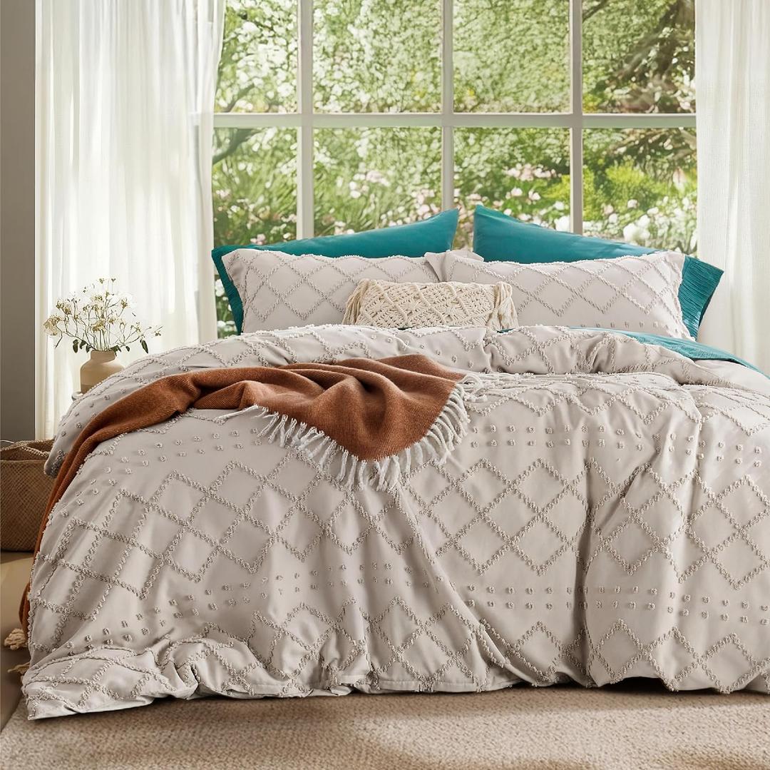 Bedsure Boho Cal King Duvet Cover - Boho Bedding, Tufted Cal King Duvet Cover for All Seasons, 3 Pieces Embroidery Shabby Chic Home Bedding,Comforter Not Included (Beige, 104" x 98")