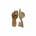 Sweet Life Display Shoe, Natural Size 8