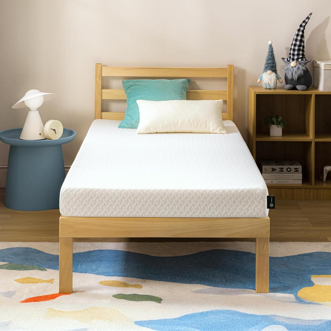 ZINUS 5 Inch Twin Cooling Essential Memory Foam Mattress [NewVersion], Fiberglass Free, Medium Feel, Breathable Cooling Layers, Certified Safe Materials (White)