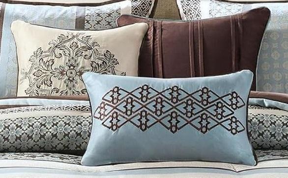3 Piece Decorative Pillow Princeton Blue, 3 Decorative Pillows: 18"W x 18"L/16"W x 16"L/12"W x 18"L