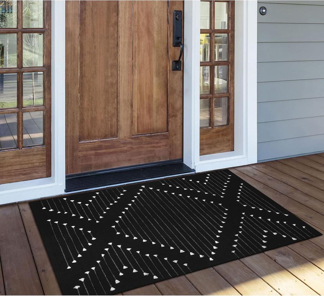LIVEBOX Black Outdoor Rug 2.3' x 3.6', Boho Cotton Washable Rug Moroccan Front Door Mat,Hand-Woven Area Rug Throw Carpet for Layered Porch Entryway Kitchen,Front Door Decor