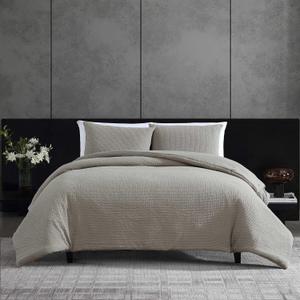Vera Wang - Queen Size Comforter Set with Matching Shams