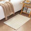 Amazon Basics Indoor Area Rug, 3D Bubble Washable Home Decor Carpet for Living Room, Bedroom, 2' W 3' L, Beige