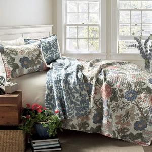 Lush Decor Sydney Reversible Cotton Quilt Set, 3 Piece Set, King/California King, Green & Blue - Cotton Bedding Set - Blue Floral Quilt - Cottage Decor - Bedding King Size