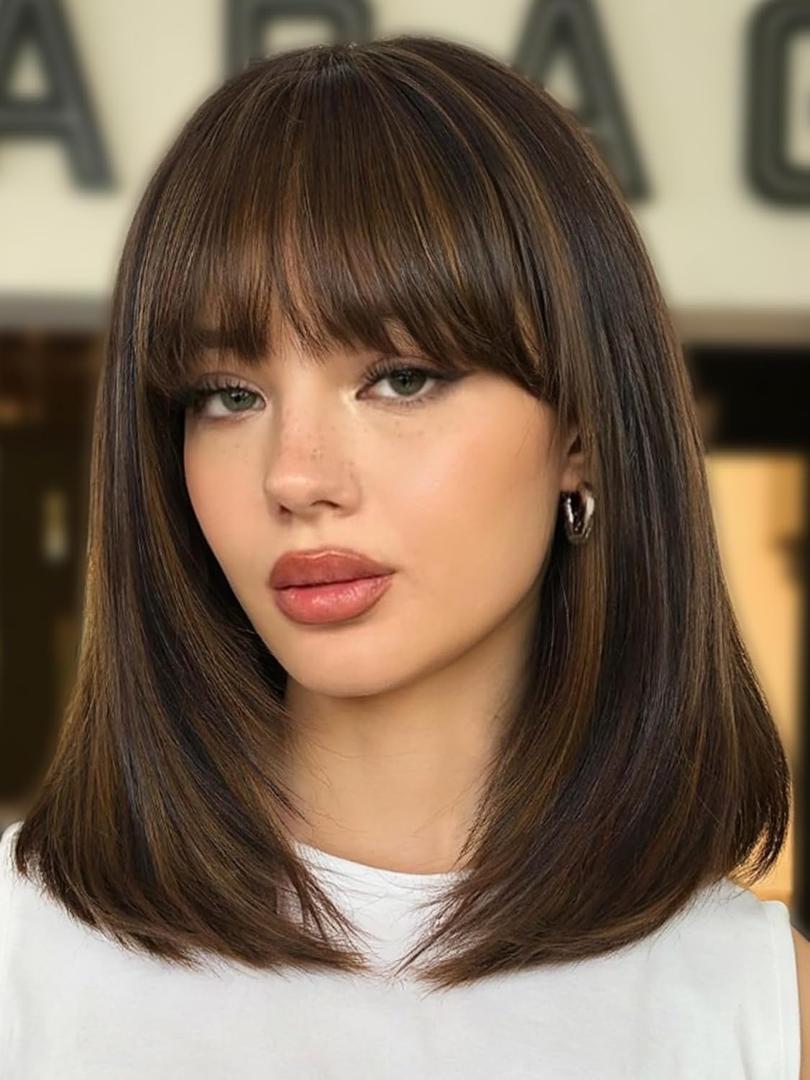 FANCEE Highlight Layered Wigs with Bangs 14 Inch Short Mixed Brown Glueless Ready-to-Go Straight Synthetic Bob Wigs for Women Realistic Scalp Daily Cosplay Use