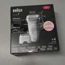 Braun Epilator Silk-pil 7, Hair Removal Device, Women Shaver & Trimmer, Wet and Dry, Wide Head, Includes Shaver Head and Trimmer Comb, SE7-041, Silver