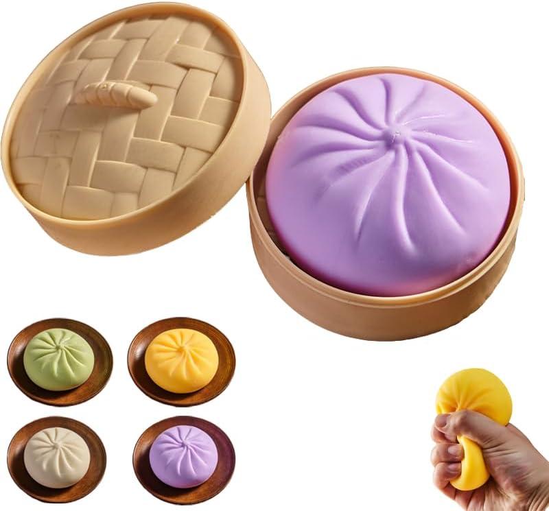 Giant Dumpling Squishy Fidget Toy with Steamer Case - Jumbo Steamed Bun Sensory Stress Relief Ball - Novelty Desk Squeeze Anxiety Relief Gift for Adults & Teens (Purper)