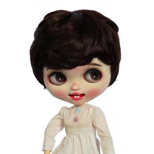 Only one wig is suitable for dolls with a head size of 10 inches Short curly Wigs (Dark Brown)