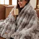 Bedsure GentleSoft Fluffy Fuzzy Twin Blanket, Soft Cozy Fleece Faux Fur Blanket, Pink Decorations Minky Velvet Couch Cover, Thick Warm Plush Women Men Birthday Gifts, 870GSM, Tie-dye Brown