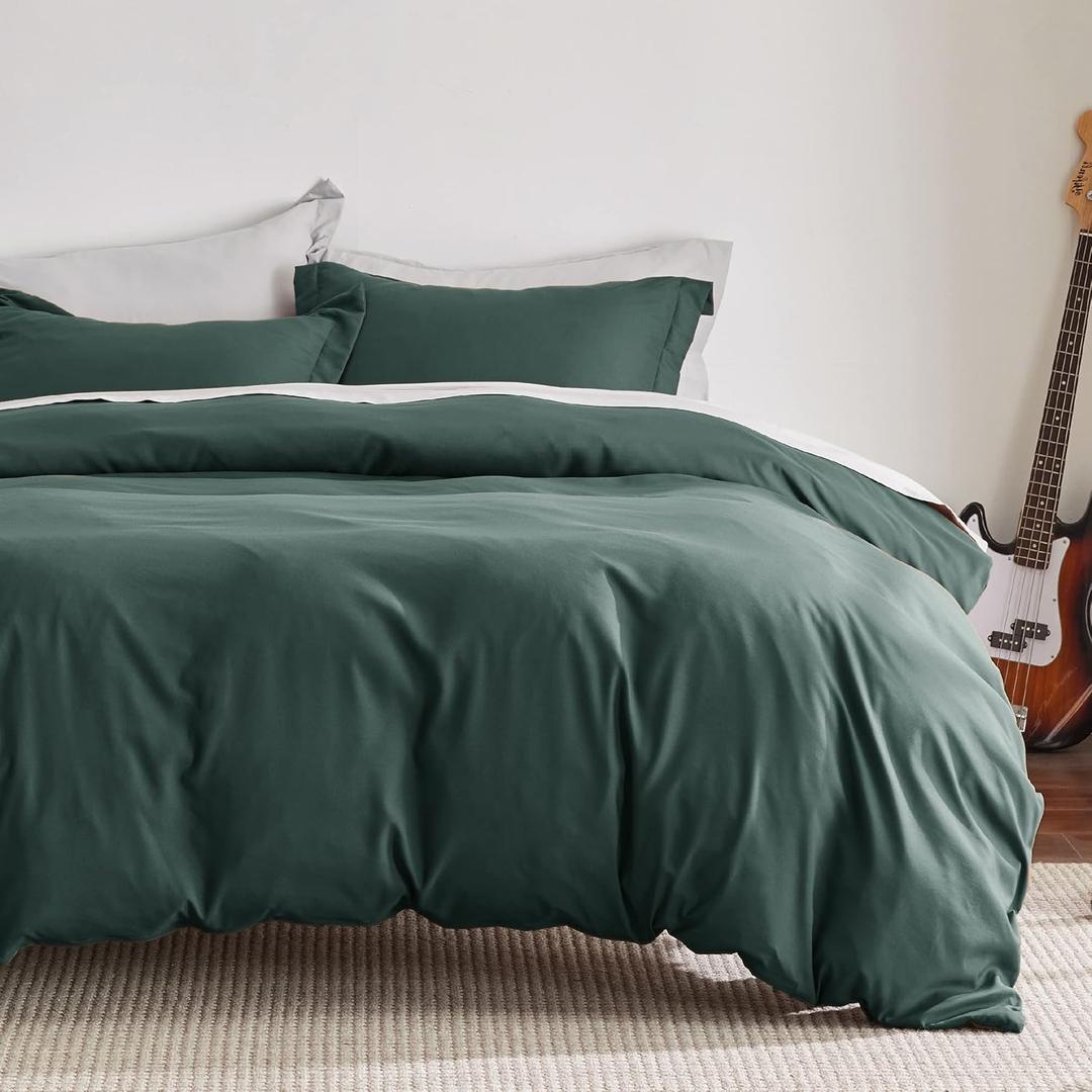 Bedsure Duvet Cover King Size - Soft Double Brushed Bedding Set for Kids & Adults, Zipper Closure, 3 Pieces, Includes 1 Duvet Cover (104"x90") & 2 Pillow Shams, NO Comforter, Forest Green