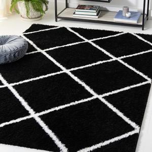 SAFAVIEH Tahoe Shag Collection Accent Rug - 4' x 6', Black & White, Trellis Design, Non-Shedding & Easy Care, 1.2-inch Thick Ideal for High Traffic Areas in Entryway, Living Room, Bedroom (THO676Z)