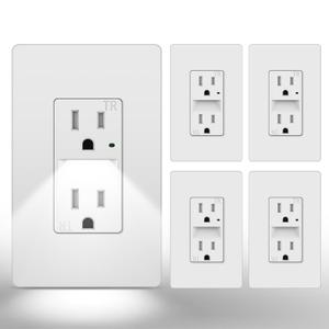 CML Outlet with Night Light, 15 Amp Decorator Receptacle with LED Guide Lights and Dusk to Dawn On/Off Sensor, Tamper Resistant Electrical Outlets w/Screwless Wall Plate, ETL Listed, 5 Pack, White