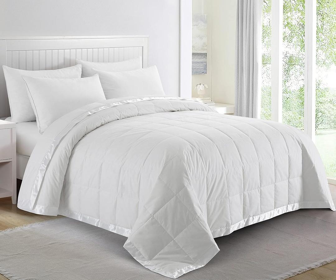 puredown Blankets Queen Size - Soft Lightweight Down Blanket for All Seasons, Cozy Warm Luxury Bed Blanket with Satin Trim, Cotton Cover, White (90"X90")
