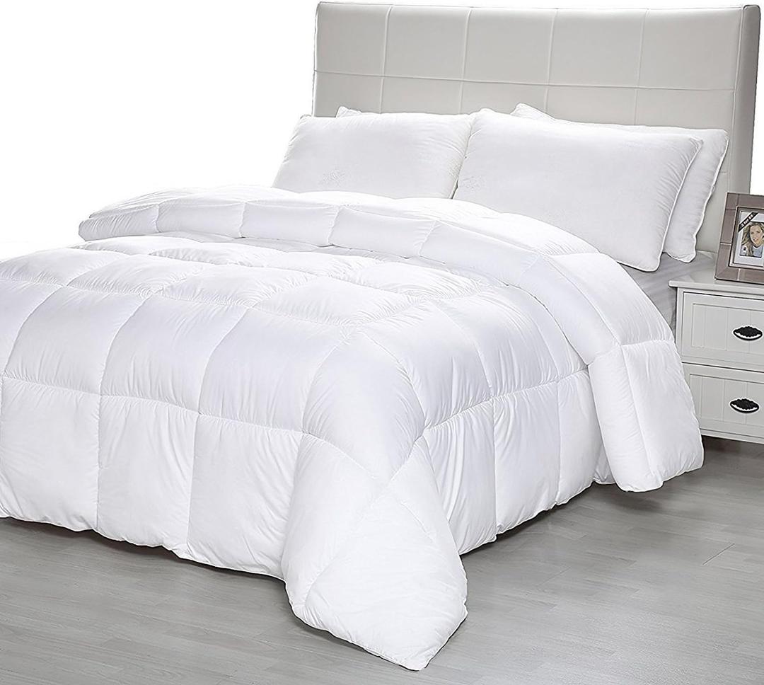 D & G THE DUCK AND GOOSE CO All-Season Quilted Comforter Twin Size, Light Weight Duvet Insert from 233T Peach Skin Fabric &350gsm Down Alternative Fiber, Hotel Quality & Machine Washable