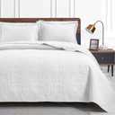 Love's cabin King Size Quilt Set White Bedspreads - Soft Bed Summer Quilt Lightweight Microfiber - Modern Style Coin Pattern Coverlet for All Season - 3 Piece (1 Quilt, 2 Pillow Shams)