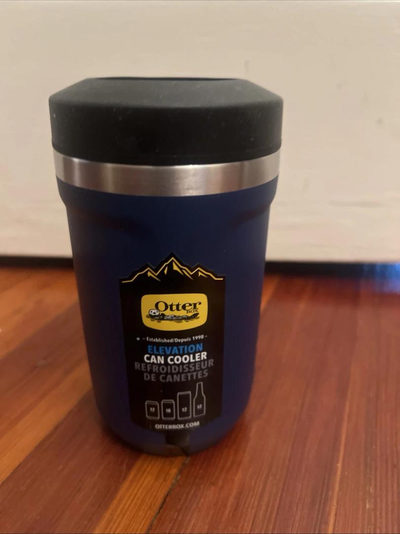 OtterBox Elevation Tumbler with Closed Lid - 20OZ (Black)