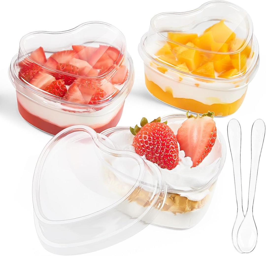 Qeirudu 50 Pack 5 oz Heart Shaped Dessert Cups with Lids and Spoons, Mother's Day Mini Dessert Shooter Cups for Party Serving Parfait Cheesecake Mousse Pudding