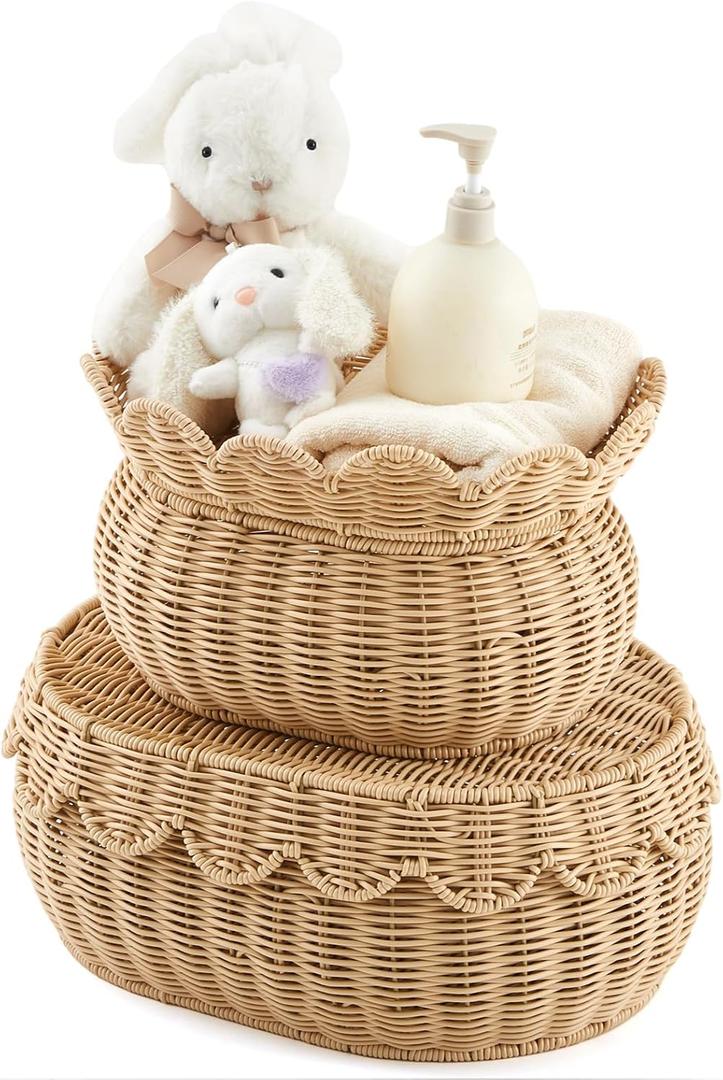 Juexica 2 Pcs Scalloped Rattan Baskets, Baby Diaper Caddy, Woven Rattan Wicker Storage Baskets with Lid for Nursery Storage Diaper Organizer Bathroom Decor (Natural,Small,Medium)