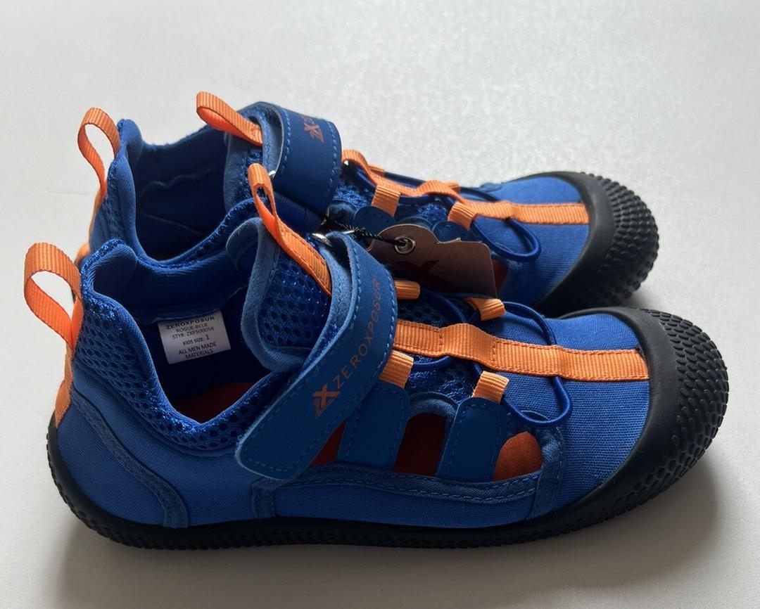 B GS ROGUE WATERSOCKS BLUE SIZE 6