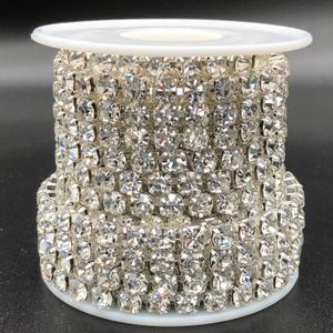 1 Roll 5 Yards Large Crystal Rhinestones Close Chain, 5mm Rhinestone Chain, SS24, Sew on Crystal Rhinstone Chain Trim, Crystal Claw Cup Chain Roll (Silver Base + Crystal Clear, SS24 / 5.0mm)