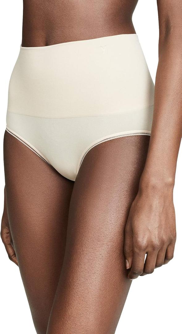 Ultralight Seamless Shapewear Brief (Medium-Large, Frappe)