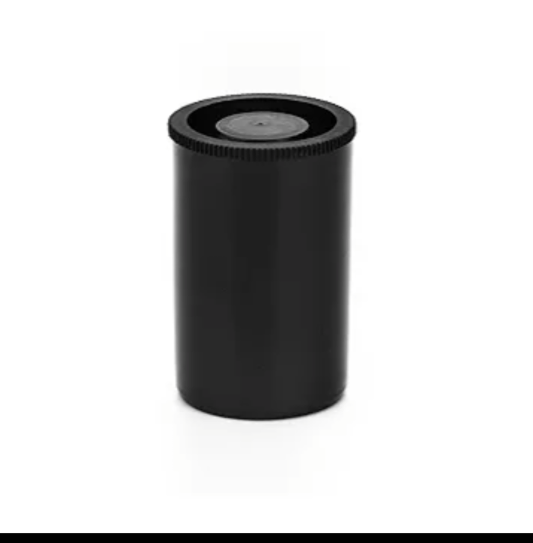QWORK Film Canisters with Lids, 50 Pcs Plastic Camera Reel Containers 8 OZ, for Scientific Activity Small Accessories, Black