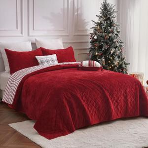 Wonderful Christmas Cotton Stripe Quilt 5-Piece Set,Queen Luxury Red Velvet Quilt Set,All-Season Breathable Bedding with 2 Elegant Cushions,Versatile for Bedroom, Fit for Adults, Teens & Kids,94"x94"