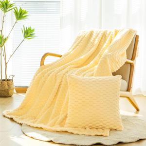 BNuitland Light Yellow Flannel throw blanket (50X71 inches) with Pillow Cover(18X18 inches), 300 GSM Cozy Warm Soft Fleece home decor Lightweight Bed Sofa Blanket for Adults, Suitable for All Seasons. (50x71 Inch Plus Pillow Cover)