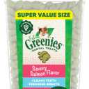 Greenies Feline Veterinarian-Recommended Adult Natural Dental Cat Treats, Savory Salmon Flavor, 21 oz. Tub (1.31 Pound (Pack of 1))