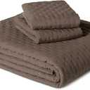 Amazon Basics Brushed Microfiber Quilt Set, Extra Soft with Natural Texture, 3-Piece,King, Brown