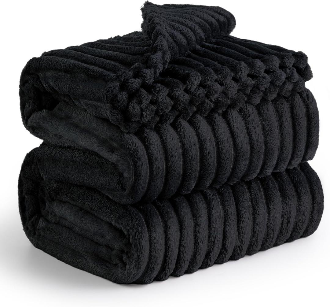 Bedsure King Size Blanket for Bed - GentleSoft Cozy Soft Blankets for Women, Cute Large Fleece Throws for Girls, Black, 108x90 Inches (King (108" x 90"))