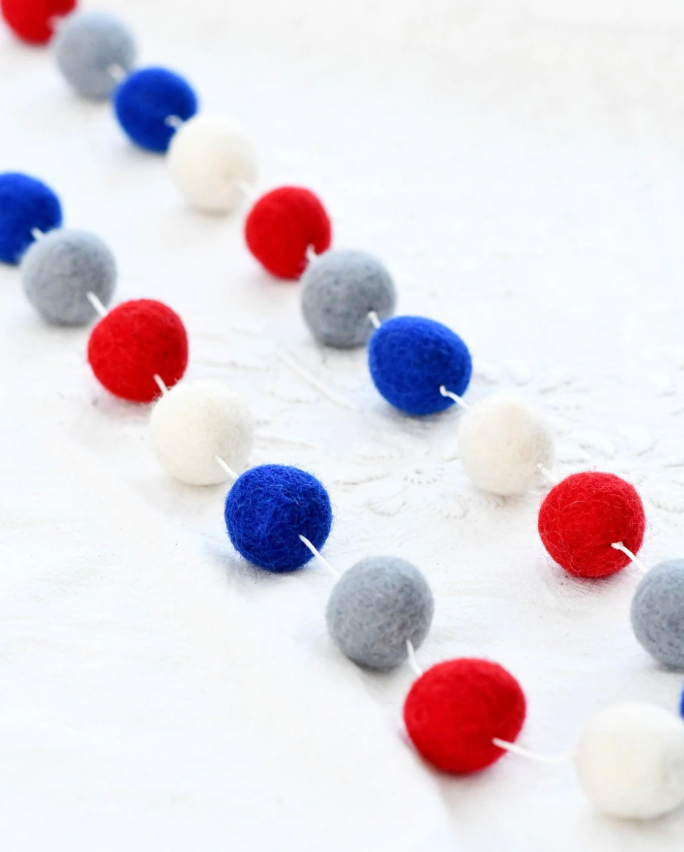 Giegxin 6.7 ft 4th of July Garland Decorations Red White Blue Ice Pop Hanging Banner Foam Patriotic Garland Wreath for Fireplace Mantel 4th of July Party Decor 250th Anniversary Patriotic Home Decor