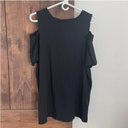 1X Black Cold Shoulder Scoop Neck Basic 22/24 (X-Large)