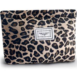 ZLFSRQ Leopard Makeup Bag Cute Cosmetic Bags for Women Cheetah Makeup Bag Canvas Large Capacity Travel Toiletry Bags Aesthetic Cosmetic Pouch for Purse Portable Zipper Skincare Storage Organizer
