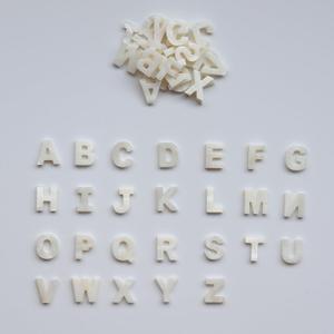 26 Natural Freshwater Shell Letter Beads A-Z Top Drilled DIY Beads Free Combination of Name Words Bracelet Necklace Pendant Jewelry Valentine's Day Gift Jewelry Making Materials