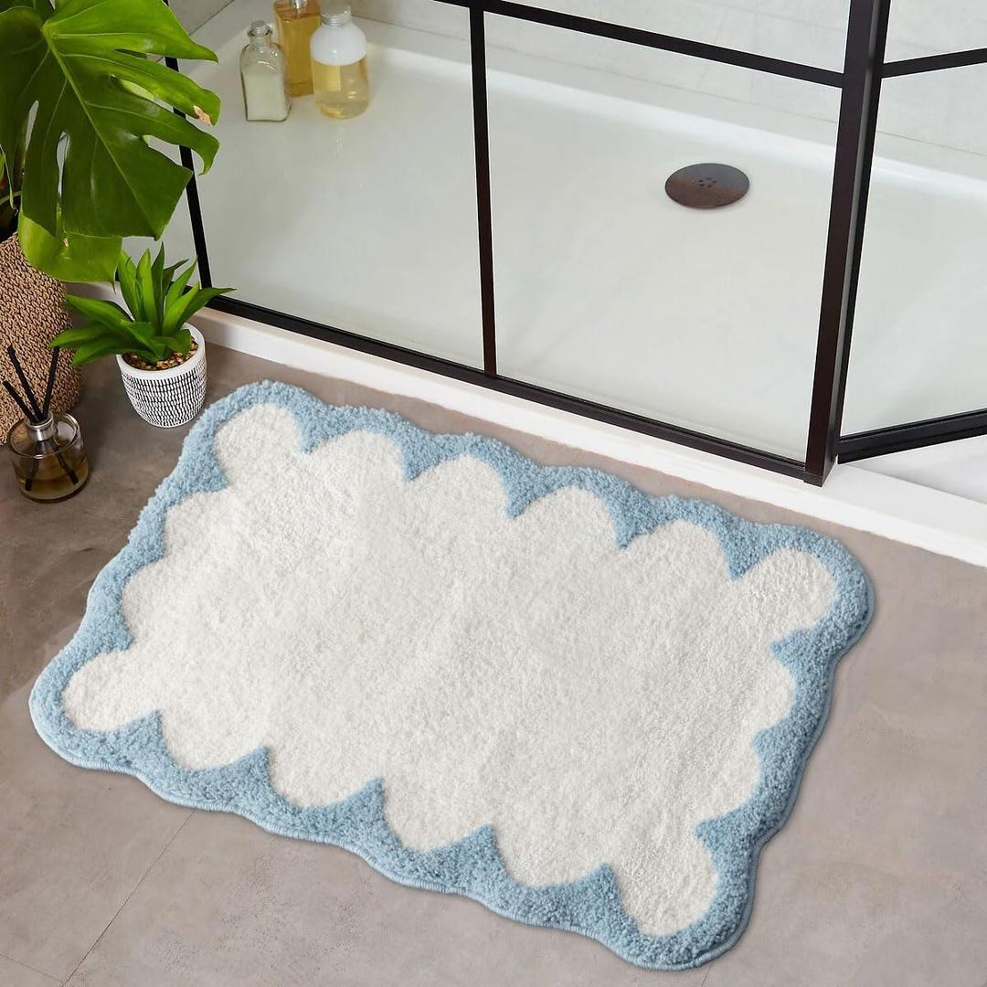 Scalloped Bath Mats Blue Bathroom Rugs Non Slip Washable Cute Bath Mats Microfiber Absorbent Soft Aesthetic Preppy Small Bath Rugs for Bedroom Tub Sink 26"x18"