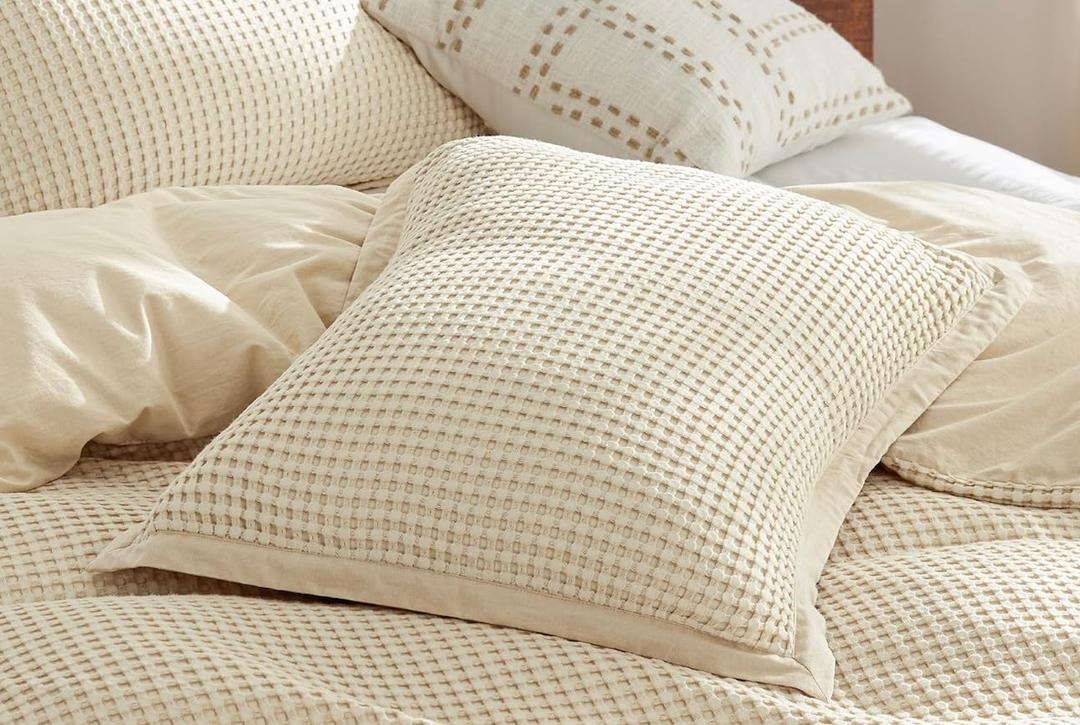 Bedsure Cooling Waffle Pillow Set, 2 Pieces, 22×28 Inch, Beige