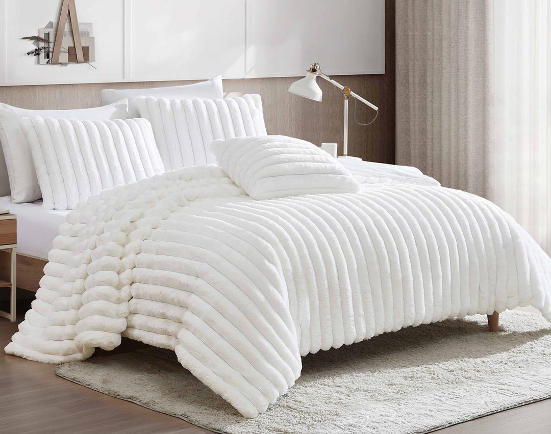 Hallmart Collection Ethan White 4 Pc King Comforter Set