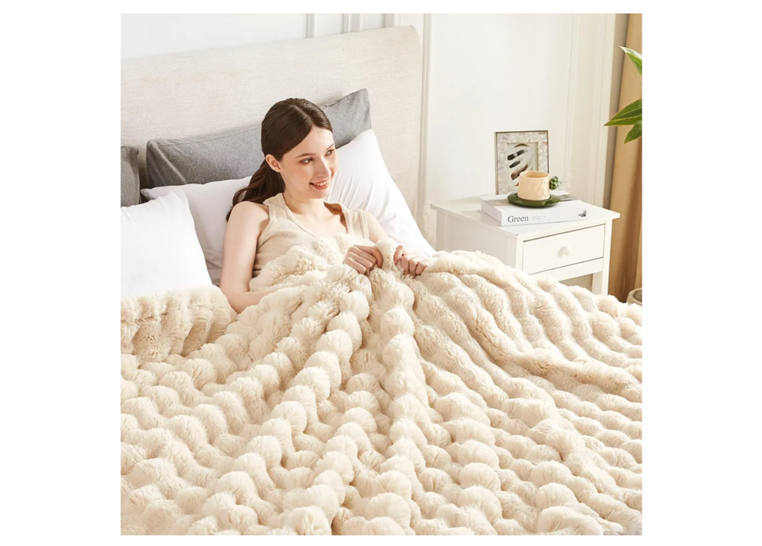 50x60 Inches Ultra-Soft Fuzzy Faux Fur Plush Throw Blanket - Thick, Warm Sherpa for Couch, Sofa, Bedroom, Camping - Decorative Blanket for Cozy Warmth, Bubble Khaki