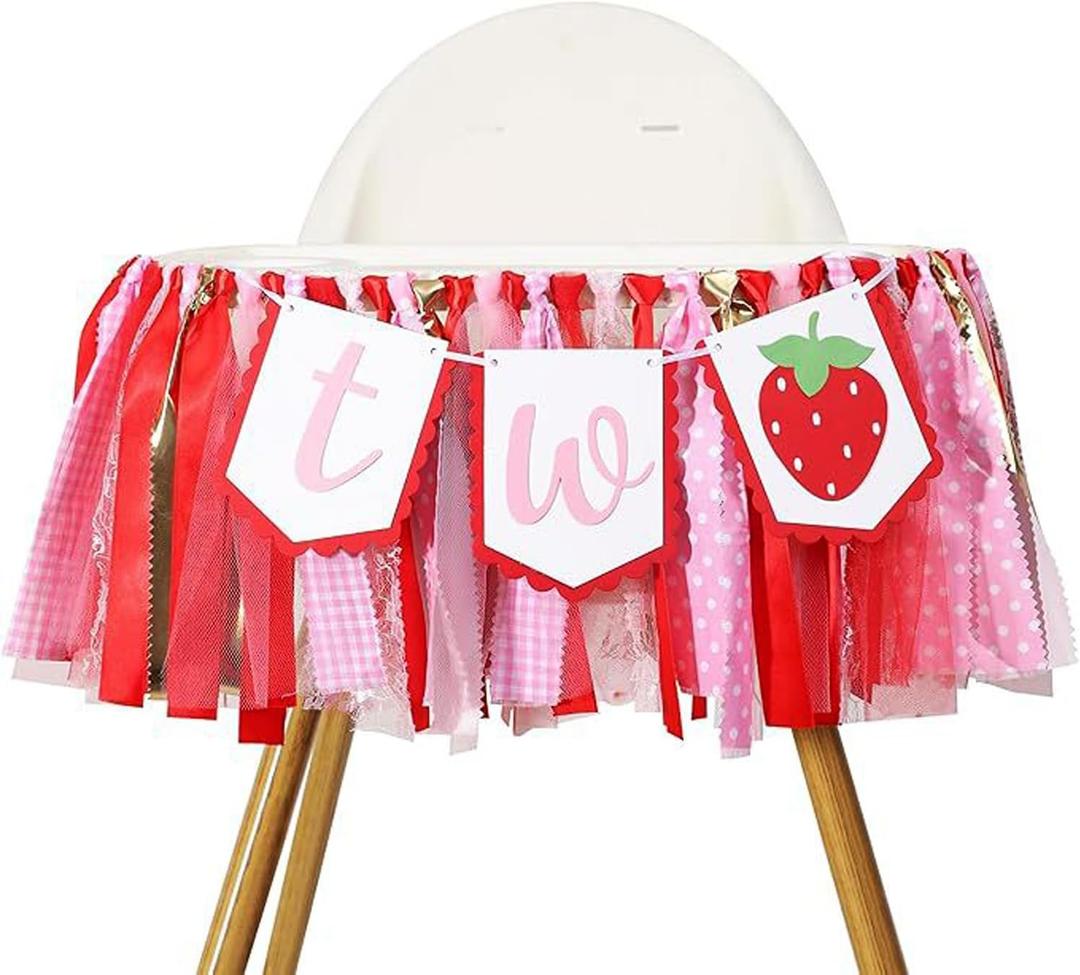 Strawberry 2nd Birthday High Chair Banner, Strawberry Themed "TWO" High Chair Garland Decoration for Second Birthday, Sweet Berry Decor for Smash Cake Backdrop Photo Props Party Supplies