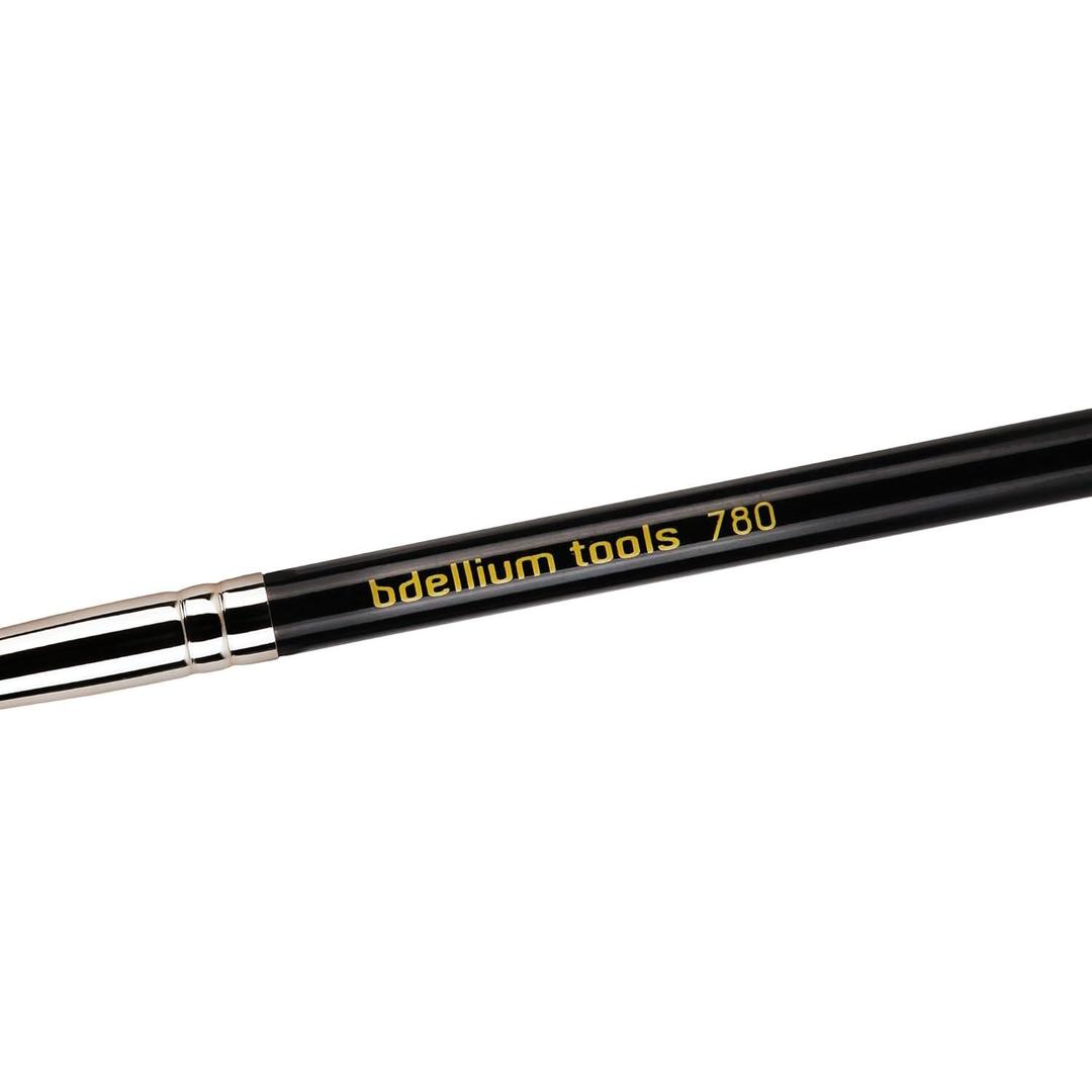 Bdellium Tools Professional Makeup Brush - Studio Series 780 Pencil - With Mix of Soft Synthetic & Natural Fibers, For Blending Eye Makeup (Black, 1pc)