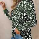 BLENCOT Long Sleeve Tops for Women Crewneck Leopard Print Casual Blouse Trendy Fall Sweatshirt Graphic Tunic Winter Clothing