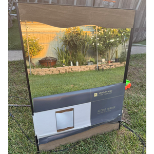 Modavari Accent Mirror, With Wood and Metal Finish 40x29.9