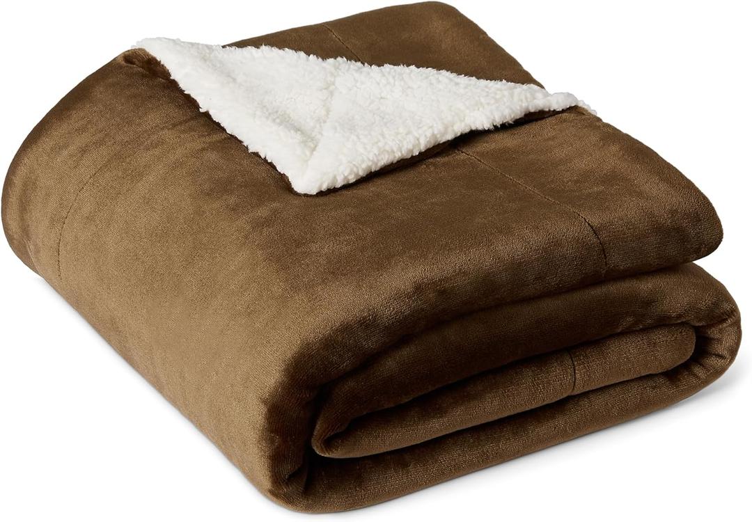 Amazon Basics Reversible Sherpa Throw Blanket, Soft Flannel and Plush, 50"x60", Brown